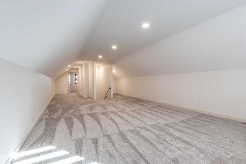 308 Yuma Court, Dunmore, AB - Indoor Photo Showing Other Room