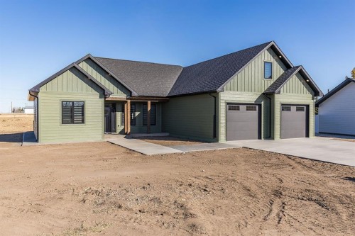 308 Yuma Court, Dunmore, AB - Outdoor