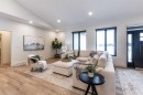 308 Yuma Court, Dunmore, AB  - Indoor Photo Showing Living Room 
