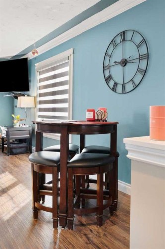 721 4 Avenue, Dunmore, AB - Indoor Photo Showing Dining Room