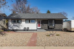1361 Parker Avenue NWMedicine Hat, AB T1A 6X1