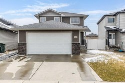 43 Sterling Link Medicine Hat, AB T1B 4N2