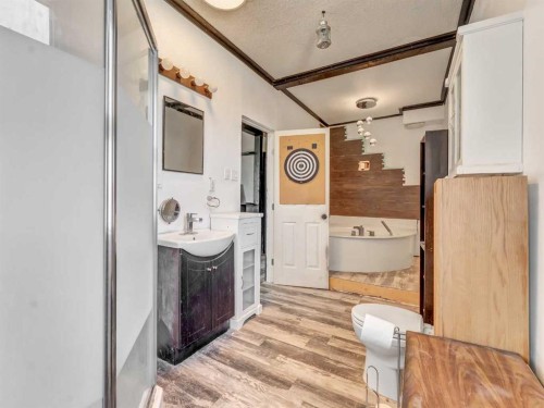 45 Walsh Street, Irvine, AB - Indoor