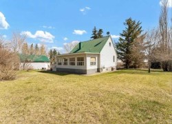 7202 Township Road 114  Rural Cypress County, AB T0K 1Z0