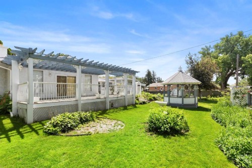 334 5 Street Se, Redcliff, AB - Outdoor With Deck Patio Veranda