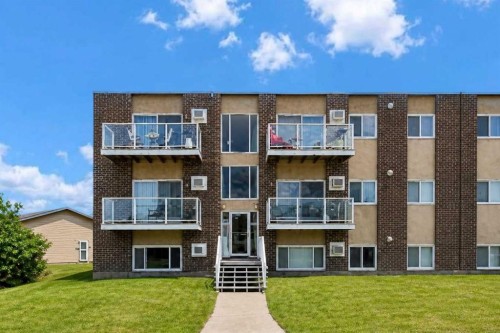 202-2987 Dunmore Road SE Medicine Hat, AB T1B 1E1