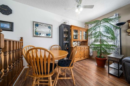 10 Rossmere Place Se, Medicine Hat, AB - Indoor Photo Showing Dining Room