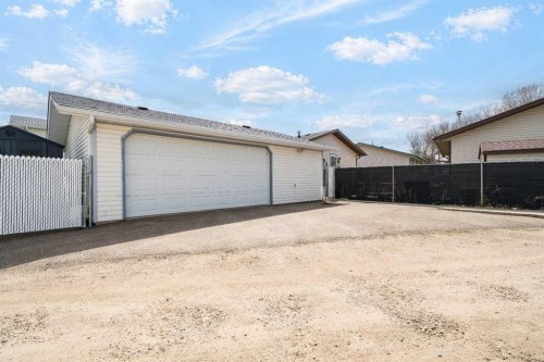 10 Rossmere Place Se, Medicine Hat, AB - Outdoor