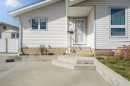 10 Rossmere Place Se, Medicine Hat, AB  - Outdoor With Exterior 