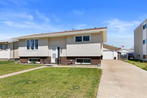 34 Campbell Crescent Se, Medicine Hat, AB - Outdoor