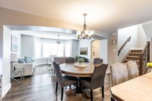 8 Terrace Circle Ne, Medicine Hat, AB - Indoor Photo Showing Dining Room