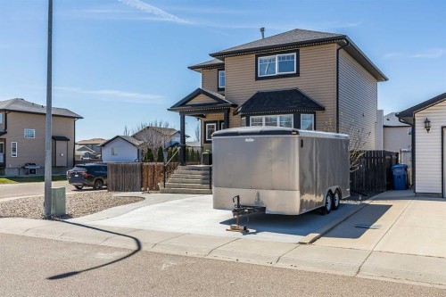 8 Terrace Circle Ne, Medicine Hat, AB - Outdoor