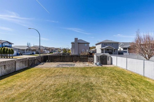 8 Terrace Circle Ne, Medicine Hat, AB - Outdoor