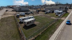 124 & 128 5 Street NERedcliff, AB T0J 2P0