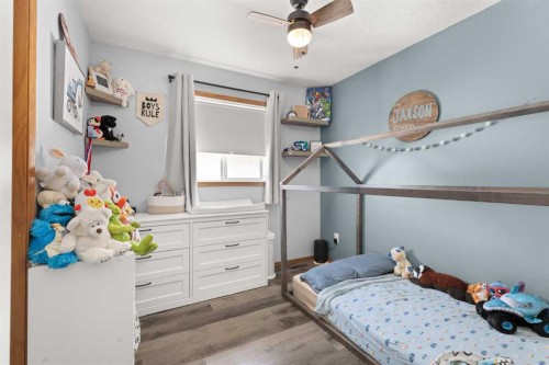 241 Upland Boulevard West, Brooks, AB - Indoor Photo Showing Bedroom