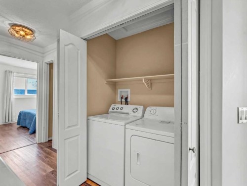280 Northlands Pointe Ne, Medicine Hat, AB - Indoor Photo Showing Laundry Room