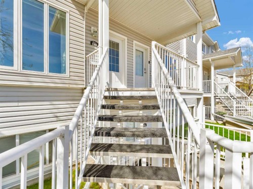280 Northlands Pointe Ne, Medicine Hat, AB - Outdoor With Deck Patio Veranda