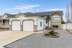 416 Spruce Way SEMedicine Hat, AB T1B 4L6