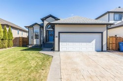 27 Somerset Crescent SEMedicine Hat, AB T1B 0B9