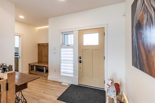 480 7 Street, Dunmore, AB - Indoor