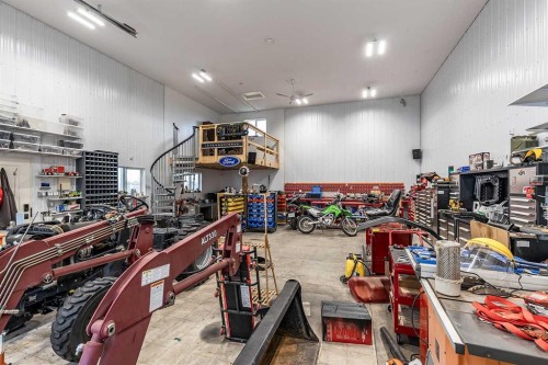 480 7 Street, Dunmore, AB - Indoor Photo Showing Other Room