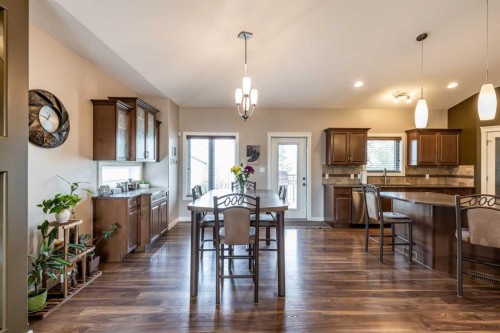 207 Hamptons Way Se, Medicine Hat, AB - Indoor