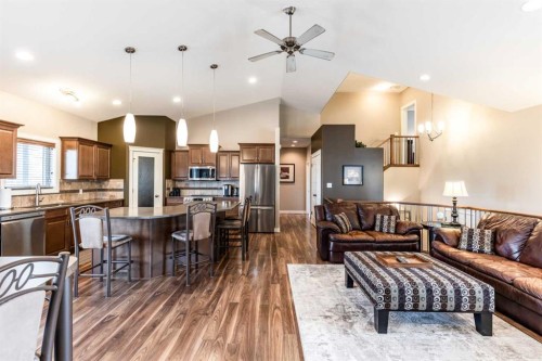 207 Hamptons Way Se, Medicine Hat, AB - Indoor