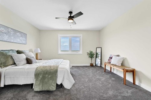 34-12320 Range Road 72, Rural Cypress County, AB - Indoor Photo Showing Bedroom