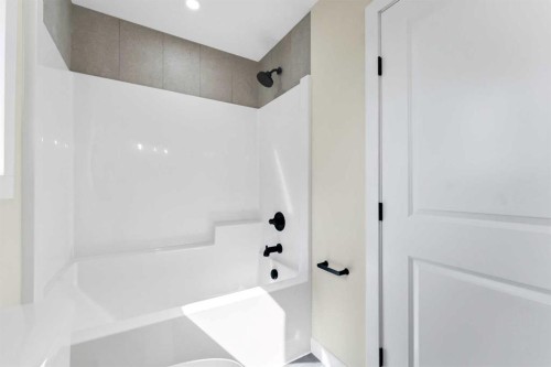 34-12320 Range Road 72, Rural Cypress County, AB - Indoor Photo Showing Bathroom