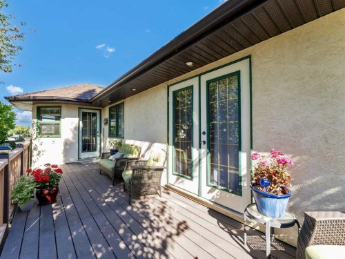 4 Turner Boulevard Se, Medicine Hat, AB - Outdoor With Deck Patio Veranda With Exterior