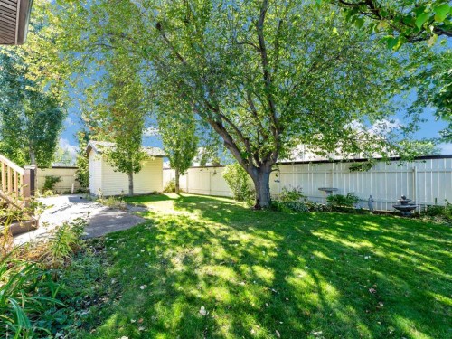 4 Turner Boulevard Se, Medicine Hat, AB - Outdoor