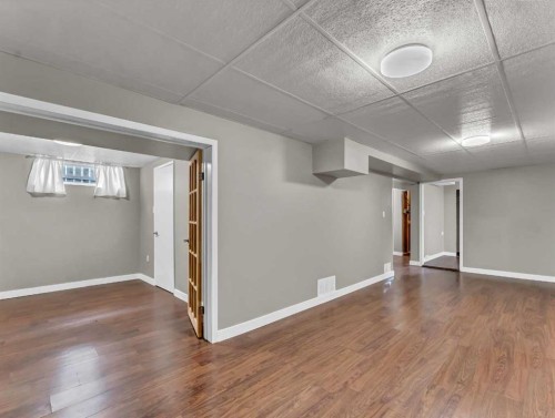 166 Mitchell Crescent Nw, Medicine Hat, AB - Indoor Photo Showing Basement