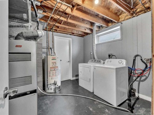 166 Mitchell Crescent Nw, Medicine Hat, AB - Indoor