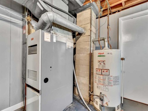 166 Mitchell Crescent Nw, Medicine Hat, AB - Indoor Photo Showing Basement