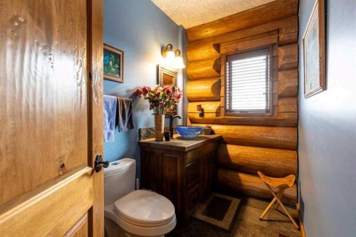 21468 Range Road 13, Bindloss, AB - Indoor Photo Showing Bathroom
