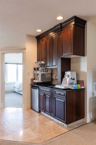 2-12016 Range Road 61A, Rural Cypress County, AB - Indoor Photo Showing Kitchen