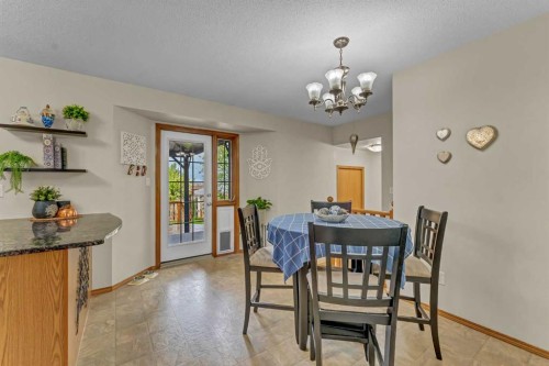 5 - 6219A Highway #3, Rural Cypress County, AB - Indoor Photo Showing Dining Room