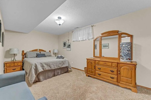 5 - 6219A Highway #3, Rural Cypress County, AB - Indoor Photo Showing Bedroom
