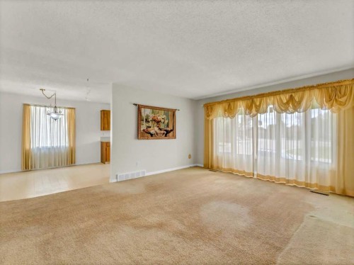 39 Rae Crescent Se, Medicine Hat, AB - Indoor