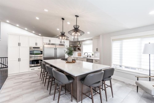 119 Perry Crescent Ne, Medicine Hat, AB - Indoor