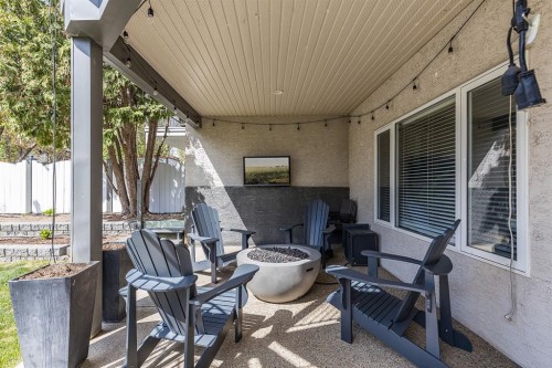 119 Perry Crescent Ne, Medicine Hat, AB - Outdoor With Deck Patio Veranda With Exterior