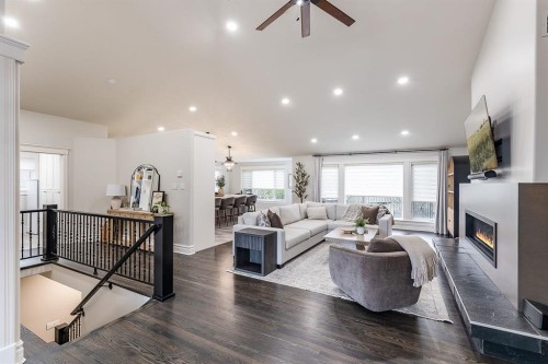 119 Perry Crescent Ne, Medicine Hat, AB - Indoor Photo Showing Living Room With Fireplace