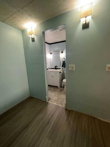 204 6 Street, Suffield, AB - Indoor Photo Showing Other Room