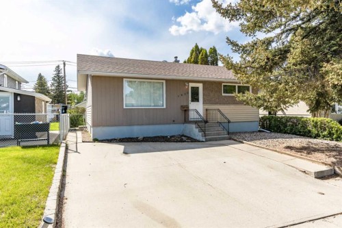 1930 16 Avenue SE Medicine Hat, AB T1A 3T3