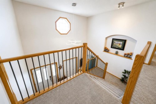 79 Henderson Court Ne, Medicine Hat, AB - Indoor Photo Showing Other Room