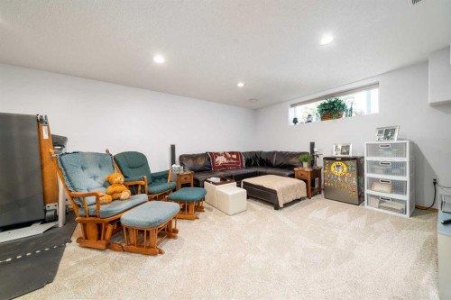 79 Henderson Court Ne, Medicine Hat, AB - Indoor