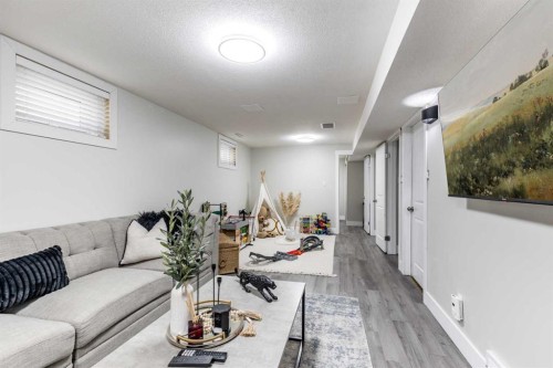 270 Shepherd Crescent Se, Medicine Hat, AB - Indoor