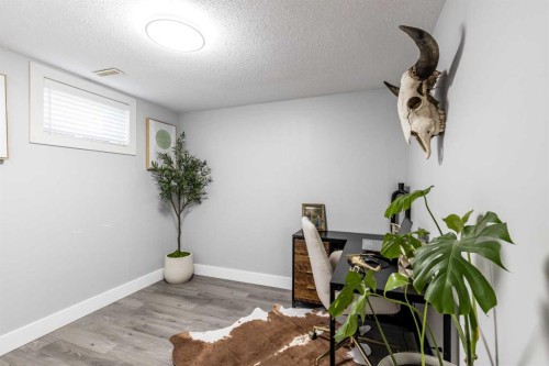 270 Shepherd Crescent Se, Medicine Hat, AB - Indoor Photo Showing Other Room