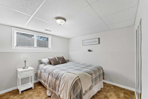 8 Corbitt Way Se, Medicine Hat, AB 