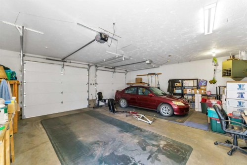 8 Corbitt Way Se, Medicine Hat, AB 